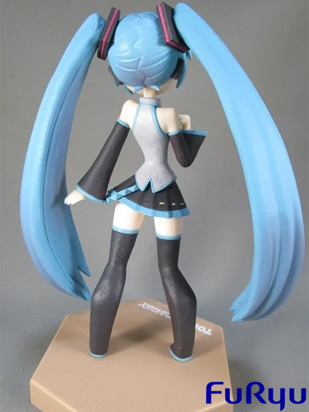 FuRyu Vocaloid Hatsune Miku Cartoony Figure